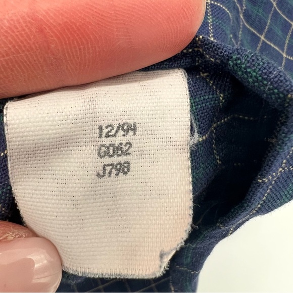 Vintage L.L. Bean Button-Up Shirt – Size 17.5x35 Made in USA – Navy Grid Check - Picture 7 of 13